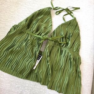 Green Halter Top For Summer Beachy Vibe